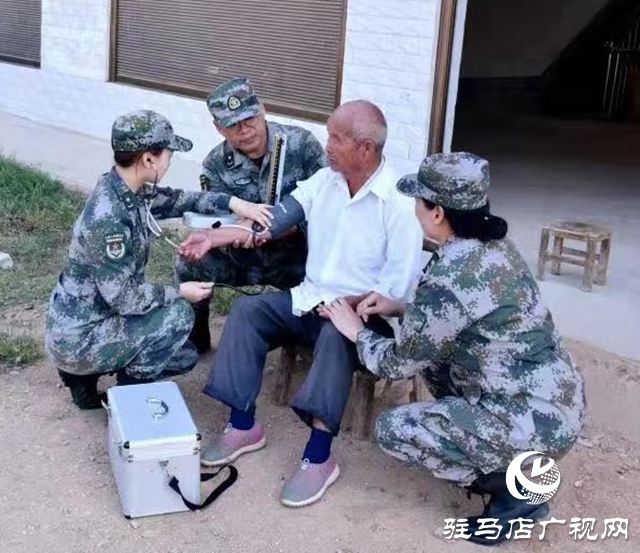 解放軍第九九〇醫(yī)院心系革命老區(qū)群眾健康