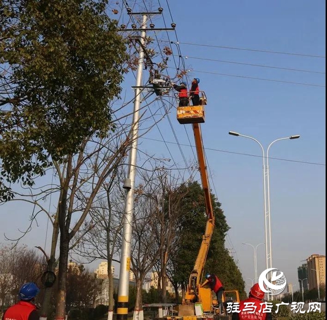 泌陽縣供電公司對電力“把脈問診”助力企業(yè)復(fù)工復(fù)產(chǎn)