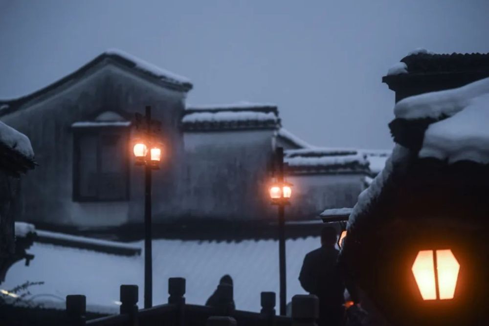 今日冬至，風雪連晝夜，最珍是家常