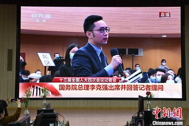 門診費用異地報銷何時解決？中新社記者替你問了總理