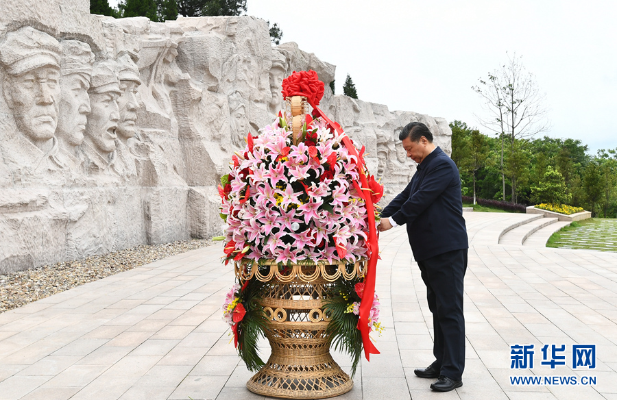 習近平：建設新時代中國特色社會主義壯美廣西