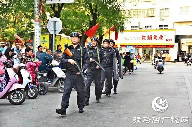 【我為祖國站崗】向祖國敬禮︱平輿公安祝福偉大祖國繁榮昌盛、國泰民安！