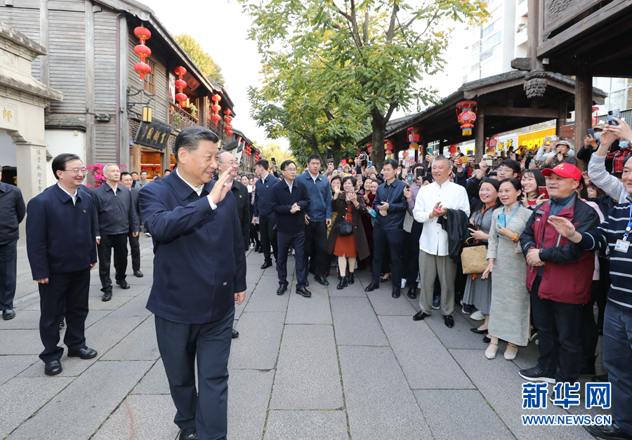 習(xí)近平在福建考察時強(qiáng)調(diào) 在服務(wù)和融入新發(fā)展格局上展現(xiàn)更大作為 奮力譜寫全面建設(shè)社會主義現(xiàn)代化國家福建篇章