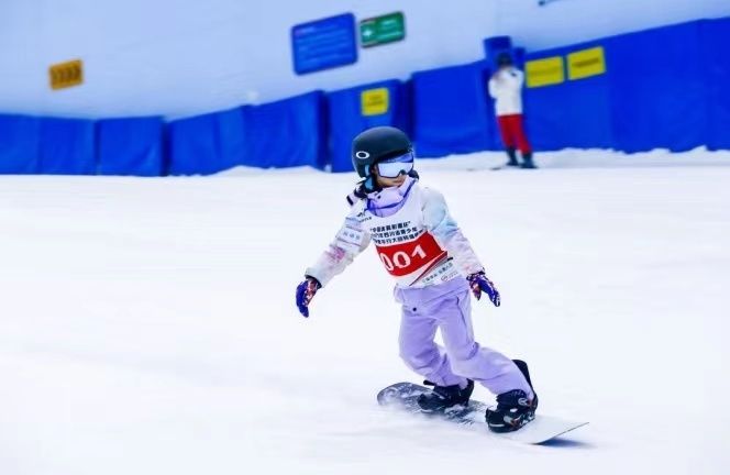 11歲男孩滑雪致骨骺骨折，滑雪前需要知道這些事兒