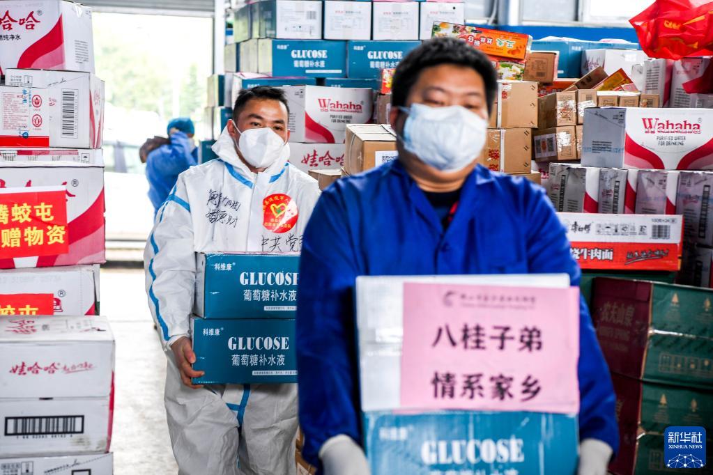 奮進新征程 建功新時代｜“人民至上、生命至上”——抗擊世紀疫情彰顯“中國之治”優(yōu)勢