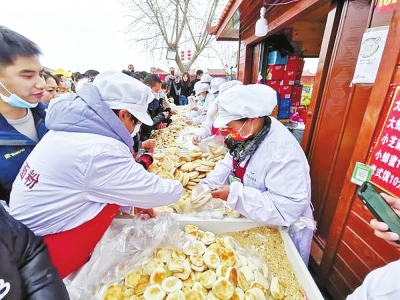 太昊陵朝祖會(huì)最佳攤位拍出98萬