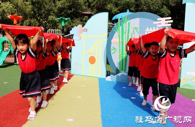 迎端午！駐馬店市實驗幼兒園上演趣味“中國風”