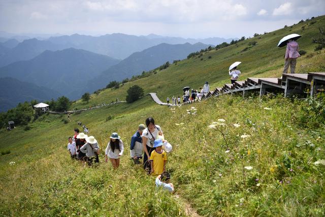 秦嶺清涼小城旅游熱