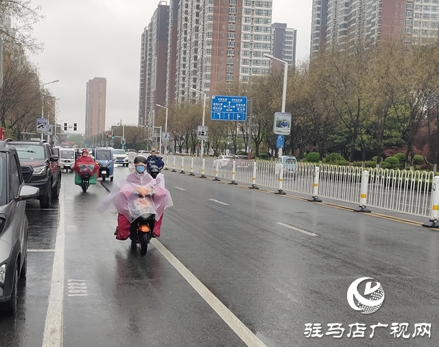  降溫、降雨！市民出行注意防范