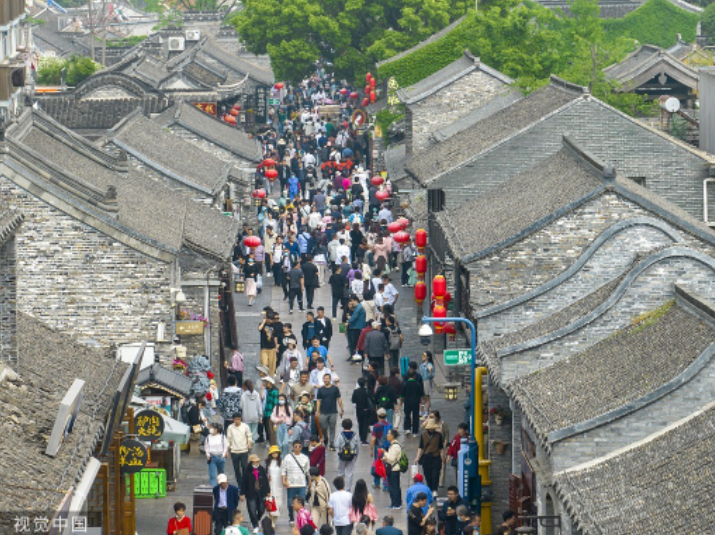 機(jī)票酒店景區(qū)都很熱！五一國內(nèi)游預(yù)訂全線超2019年