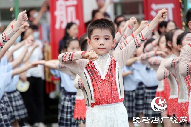 駐馬店市實(shí)驗(yàn)幼兒園舉行2023屆大班畢業(yè)典禮