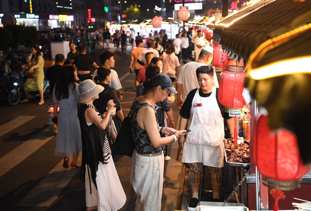 央媒觀豫丨一城文韻共煙火——人文經(jīng)濟(jì)視野下的開(kāi)封觀察