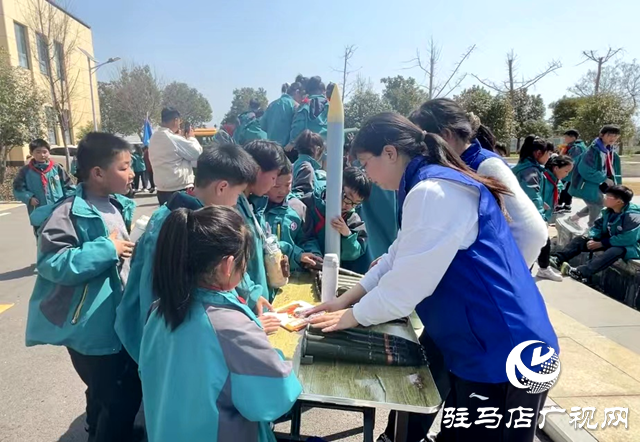 正陽縣：學生零距離探索天氣奧秘 學習氣象科普知識