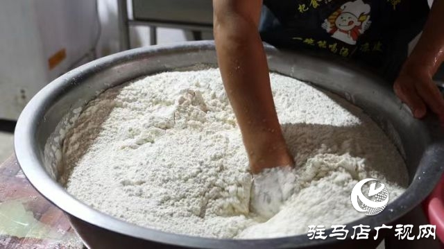 長壽之鄉(xiāng)的美食故事——春會的涼皮情