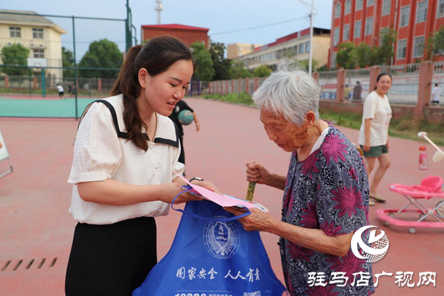 確山縣李新店鎮(zhèn)：當好“法律明白人” 法治服務“娘家人”