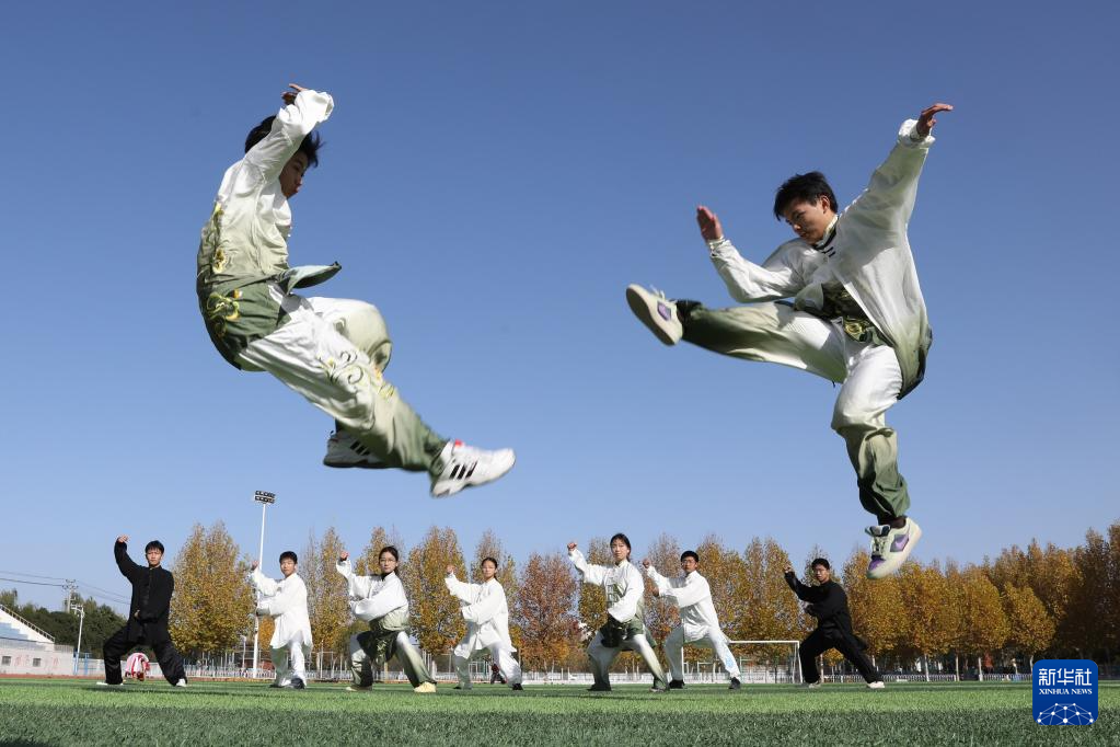 河南溫縣：太極拳“武”動(dòng)校園